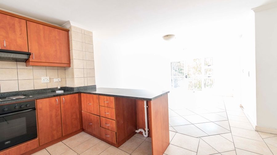 2 Bedroom Property for Sale in Okennedyville Western Cape